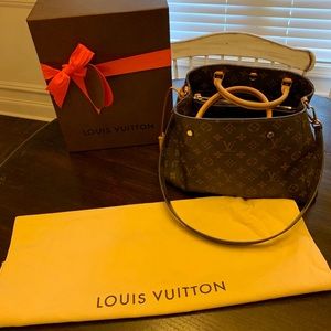 Authentic Louis Vitton Montaigne MM.